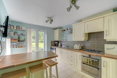 26 Redhill Gardens, Birmingham, B38 8JF