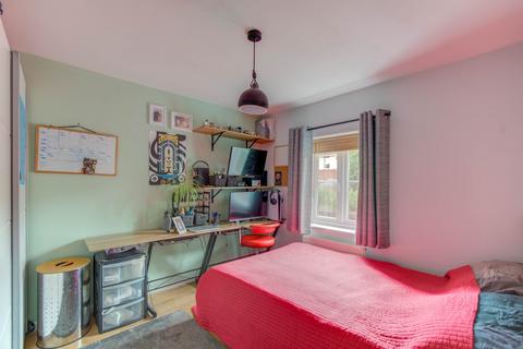 26 Redhill Gardens, Birmingham, B38 8JF