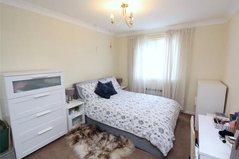 1 bedroom apartment to rent, Spring Close, Dagenham, RM8