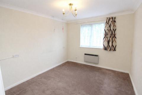 1 bedroom apartment to rent, Anglia Court, Spring Close, RM8