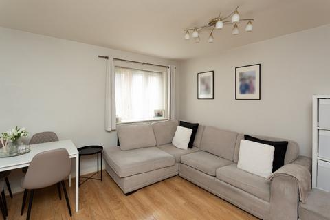 2 bedroom apartment for sale, Cezanne Road, Watford, Hertfordshire, WD25