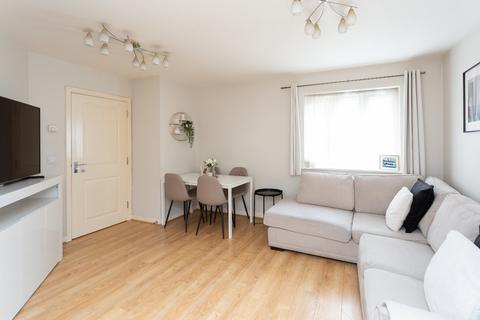 2 bedroom apartment for sale, Cezanne Road, Watford, Hertfordshire, WD25