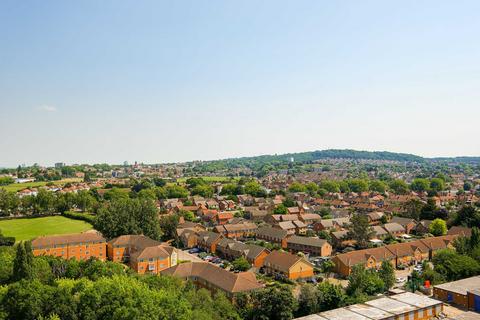 2 bedroom apartment for sale, at Kidbrooke Square, 23 Henley Cross SE3