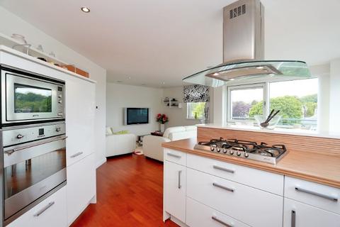2 bedroom flat to rent, Queens Highlands, West End, Aberdeen, AB15