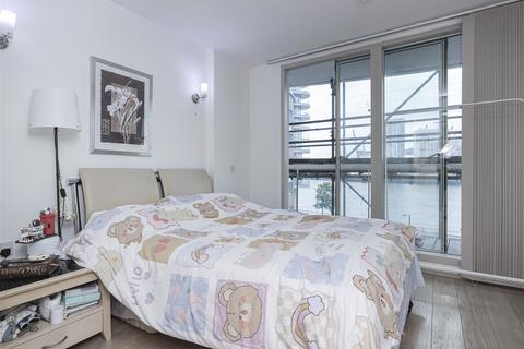 1 bedroom apartment for sale, Blackwall Way, London, E14