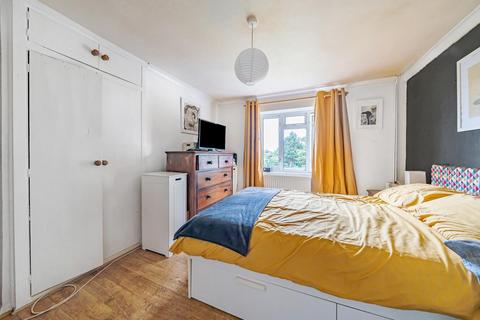 2 Stanley Road, London, N10 2HU