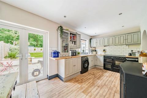 4 bedroom semi-detached house for sale, Markfield Road, Ratby