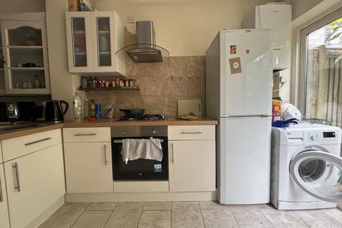 3 bedroom terraced house to rent, Larnach Road,  London, W6