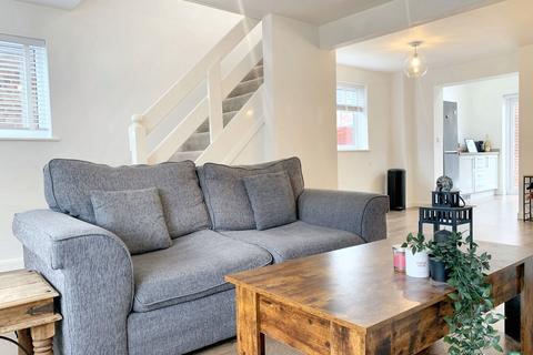 67 Burnside, Ashington, NE63 9UE