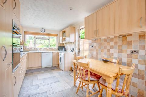 4 bedroom chalet for sale, Fennels Farm Road, Flackwell Heath, HP10