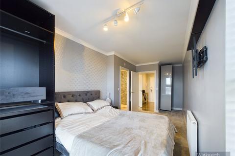 2 bedroom apartment to rent, 1 Tala Close, Surbiton KT6