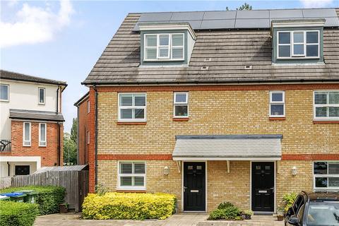 4 bedroom semi-detached house for sale, Weir Road, Bexley