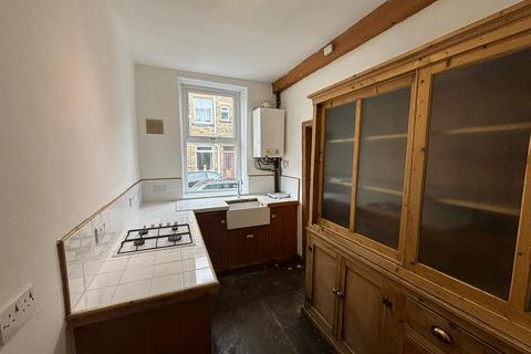 2 bedroom terraced house to rent, Beatrice Street, Oxenhope BD22