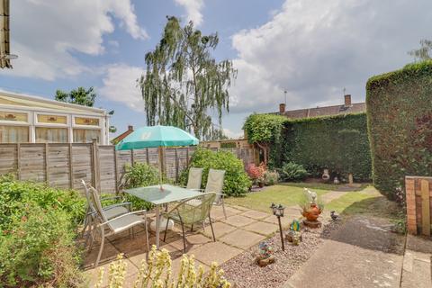 3 bedroom terraced house for sale, THORNHILL! 20ft LOUNGE! SOUTHERLY ASPECT GARDEN! NO CHAIN!