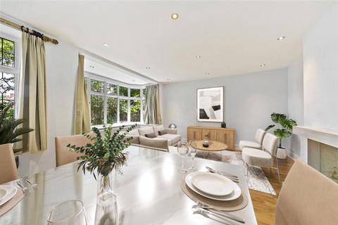 3 bedroom apartment for sale, Cambridge Park Court, Cambridge Park, East Twickenham, TW1