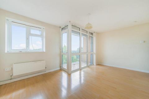 3 bedroom flat for sale, Crescent Wood Road, Sydenham