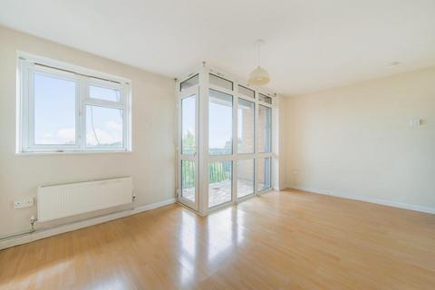 3 bedroom flat for sale, Crescent Wood Road, London, SE26