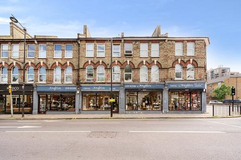 Retail property (high street) to rent, 133-137 Turnpike Lane, Hornsey, N8 0DU