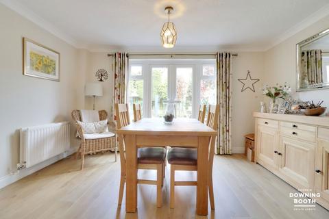 7 Bodicote Grove, Sutton Coldfield, B75 5TG