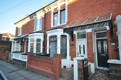 3 bedroom terraced house to rent, Funtington Road Portsmouth PO2