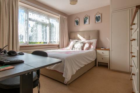 18 Repton Road, Earley, Reading, RG6 7LJ