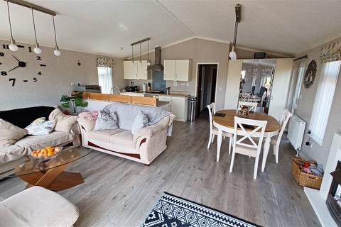 2 bedroom mobile home for sale, Totnes Road, Paignton, TQ4 7PW