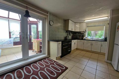 6 Birchtree Lane, Rugeley, WS15 1NQ