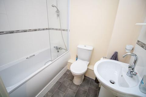 41 Balmoral Way, Birmingham, B14 4NU