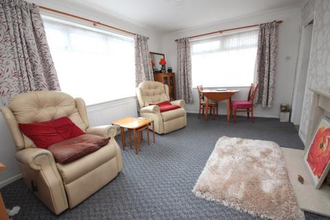 2 bedroom bungalow for sale, Fairview Drive, Broadstone, Dorset, BH18