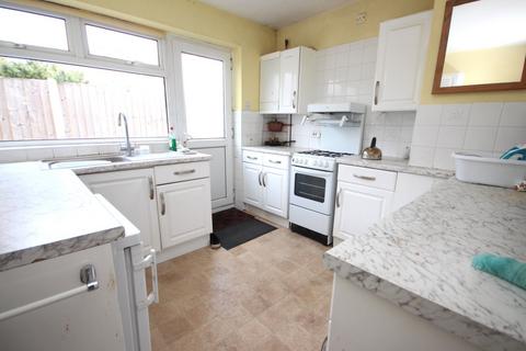 3 Fairview Drive, Broadstone, BH18 9AP