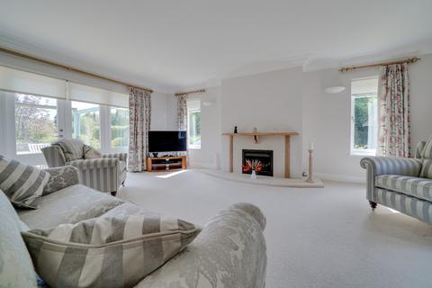 4 bedroom detached bungalow for sale, Thicket Road, Houghton, Huntingdon, Cambridgeshire, PE28