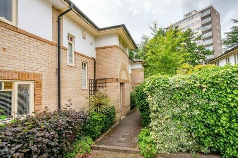 3 bedroom terraced house to rent, Oak Park Gardens, Southfields, SW19