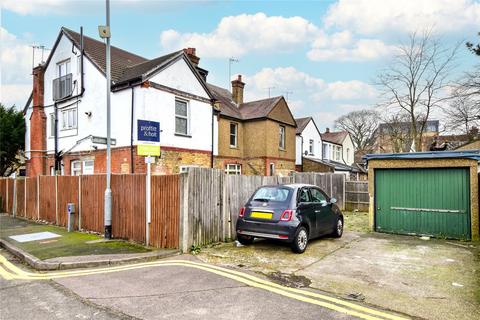 2 bedroom flat for sale, Monmouth Road, Watford, Herts, WD17