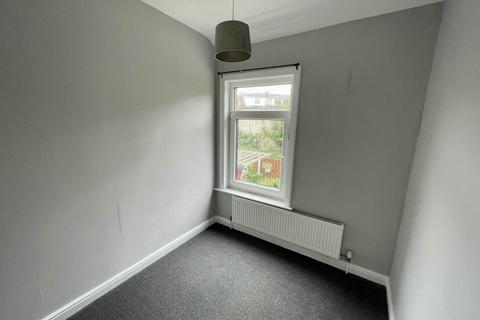 3 bedroom house to rent, Darton, Barnsley,