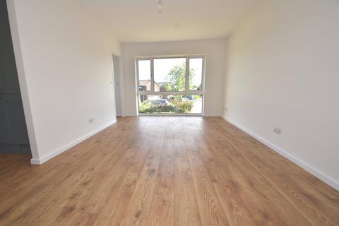 15 Lime Tree Mead, Tiverton, EX16 4PX