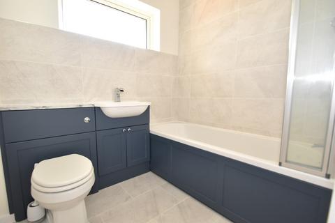 15 Lime Tree Mead, Tiverton, EX16 4PX