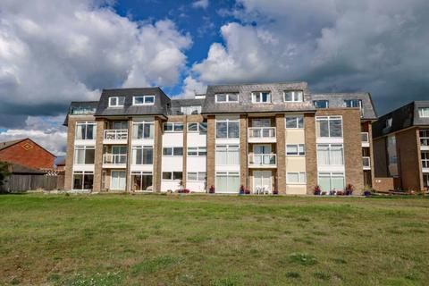 2 bedroom apartment for sale, Southwood Road, Hayling Island