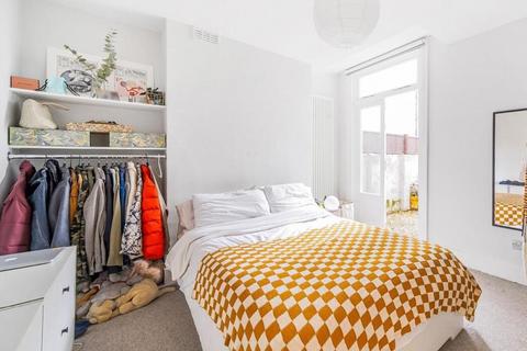1 bedroom flat for sale, Boyne Road, Lewisham