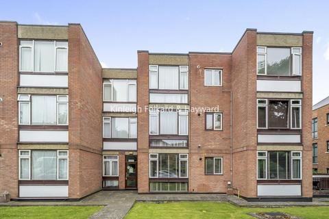 3 bedroom flat for sale, Holden Road, North Finchley