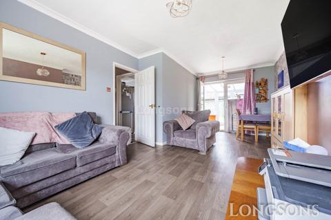 3 bedroom semi-detached house for sale, Admirals Walk, Hingham