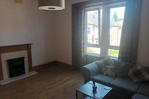 2 bedroom flat to rent, Ronald Place, Riverside, Stirling, FK8