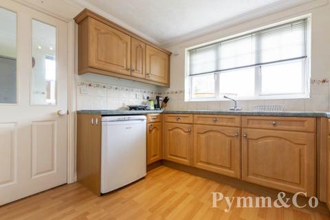 4 bedroom detached house for sale, Maidens Close, Norwich NR7