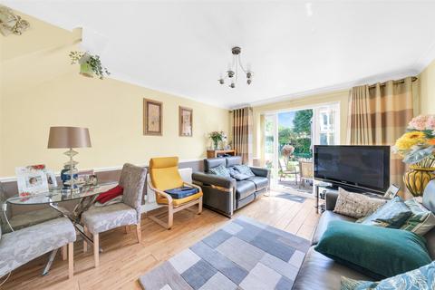 49 Vale Road, Dartford, DA1 2TU