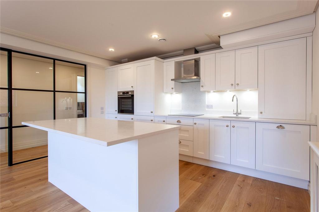 Kitchen/Dining