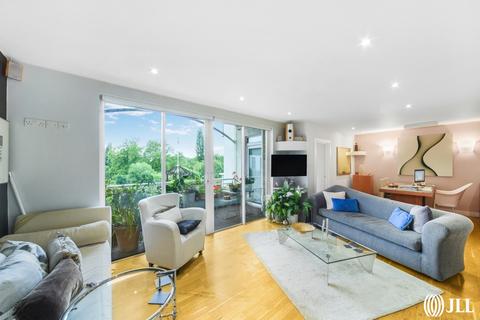 1 bedroom apartment for sale, Kew Bridge Road Brentford TW8