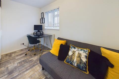 14 Brindley Close, Bexleyheath, DA7 4ND