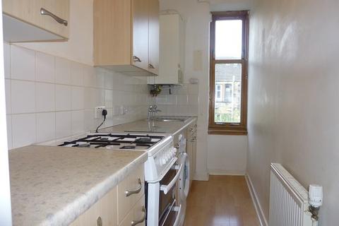 2 bedroom flat to rent, Earl Street, Glasgow G14