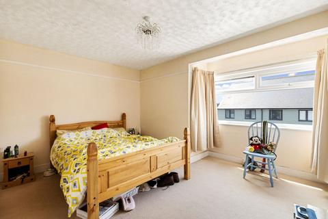 3 bedroom end of terrace house to rent, Postling Road, Folkestone, Folkestone, CT19