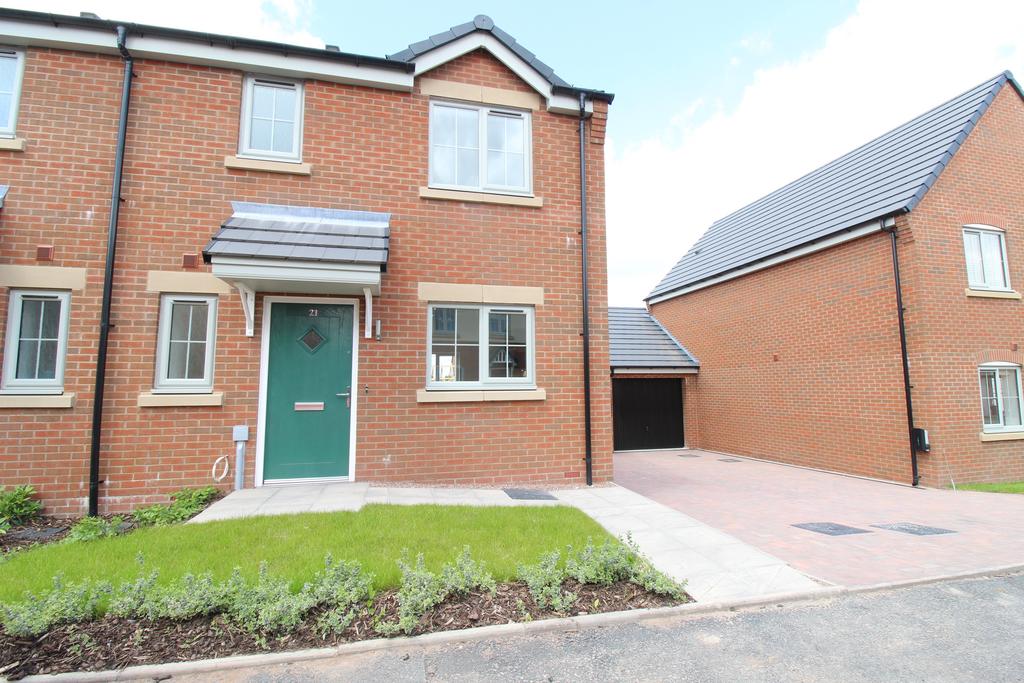 Walsall WS2 3 bed semidetached house to rent £1,100 pcm (£254 pw)