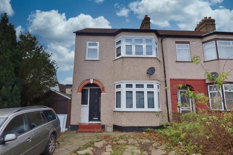 3 bedroom end of terrace house for sale, Collier Row Lane, Romford, RM5